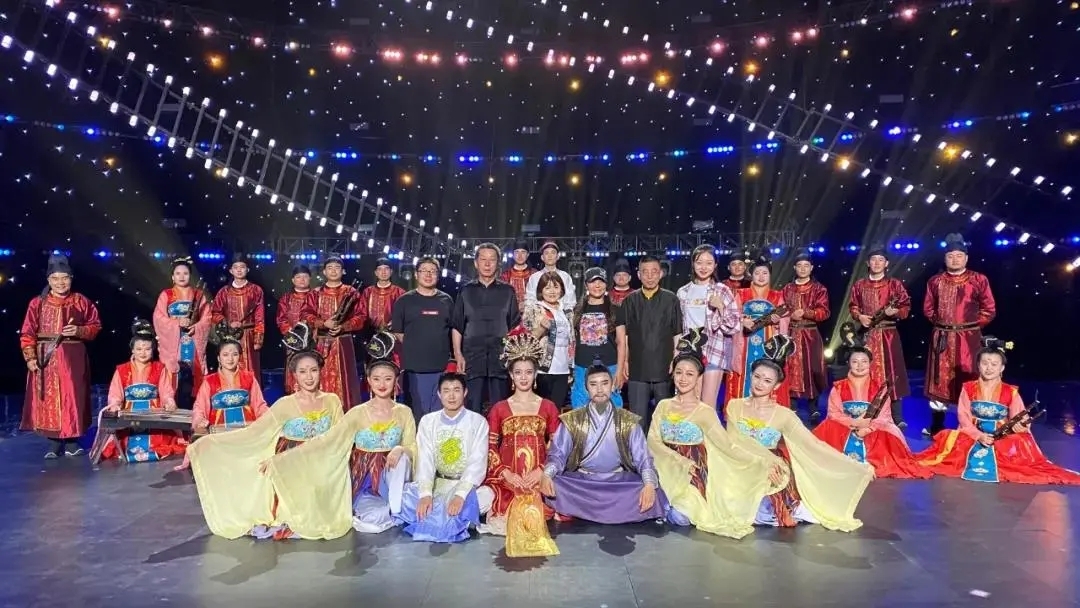 大唐芙蓉園東倉(cāng)鼓樂(lè)社應(yīng)邀進(jìn)京，登陸央視四套《環(huán)球綜藝秀》欄目